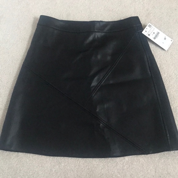 Zara Dresses & Skirts - Leather Zara skirt. Never worn!